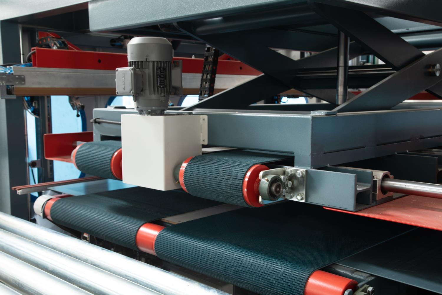 LMPGR/4400 FULL PACK Otomatik PaketlemeKatlama ve RollPack Makinası